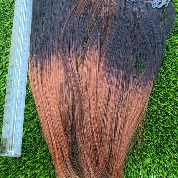 16 inch Real Hair Brown Clip in Hair Extensions🍫 Very Easy to Apply Yourself 🌱 - Picture 6 of 8